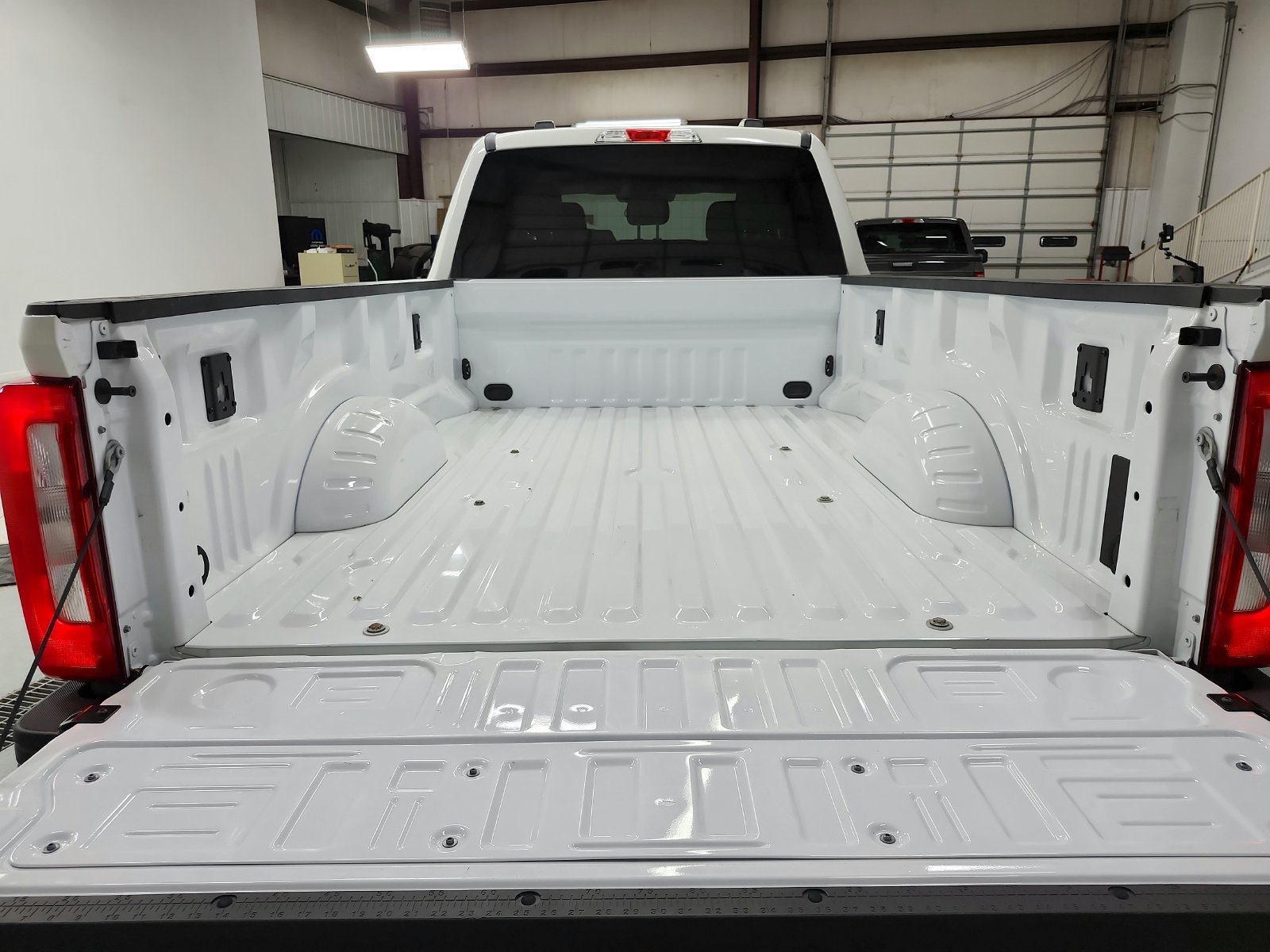 Used 2024 Ford F350 XL w/ FX4 Off-Road Package AWD/4WD image 31