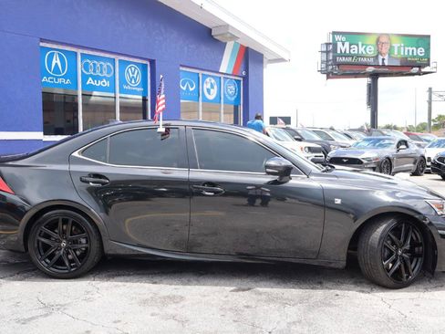 Used 2017 Lexus IS 200t F Sport w/ F Sport Package RWD image 4