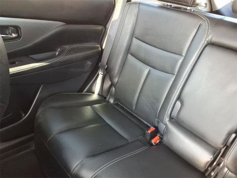 Certified 2022 Nissan Murano SV w/ SV Midnight Edition Package image 16