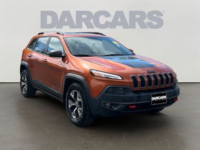 Used 2016 Jeep Cherokee Trailhawk w/ Comfort/Convenience Group