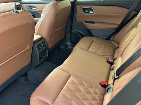 New 2026 Nissan Rogue Platinum AWD/4WD image 14