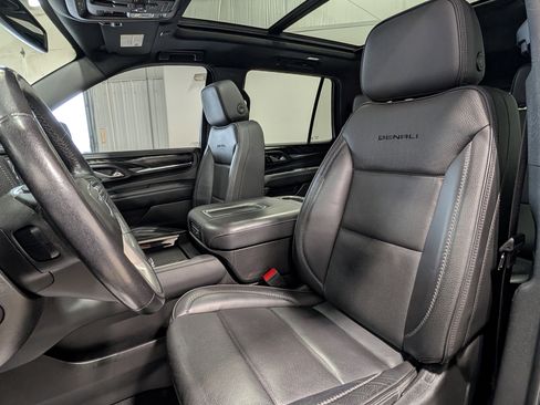 Used 2022 GMC Yukon Denali AWD/4WD image 11