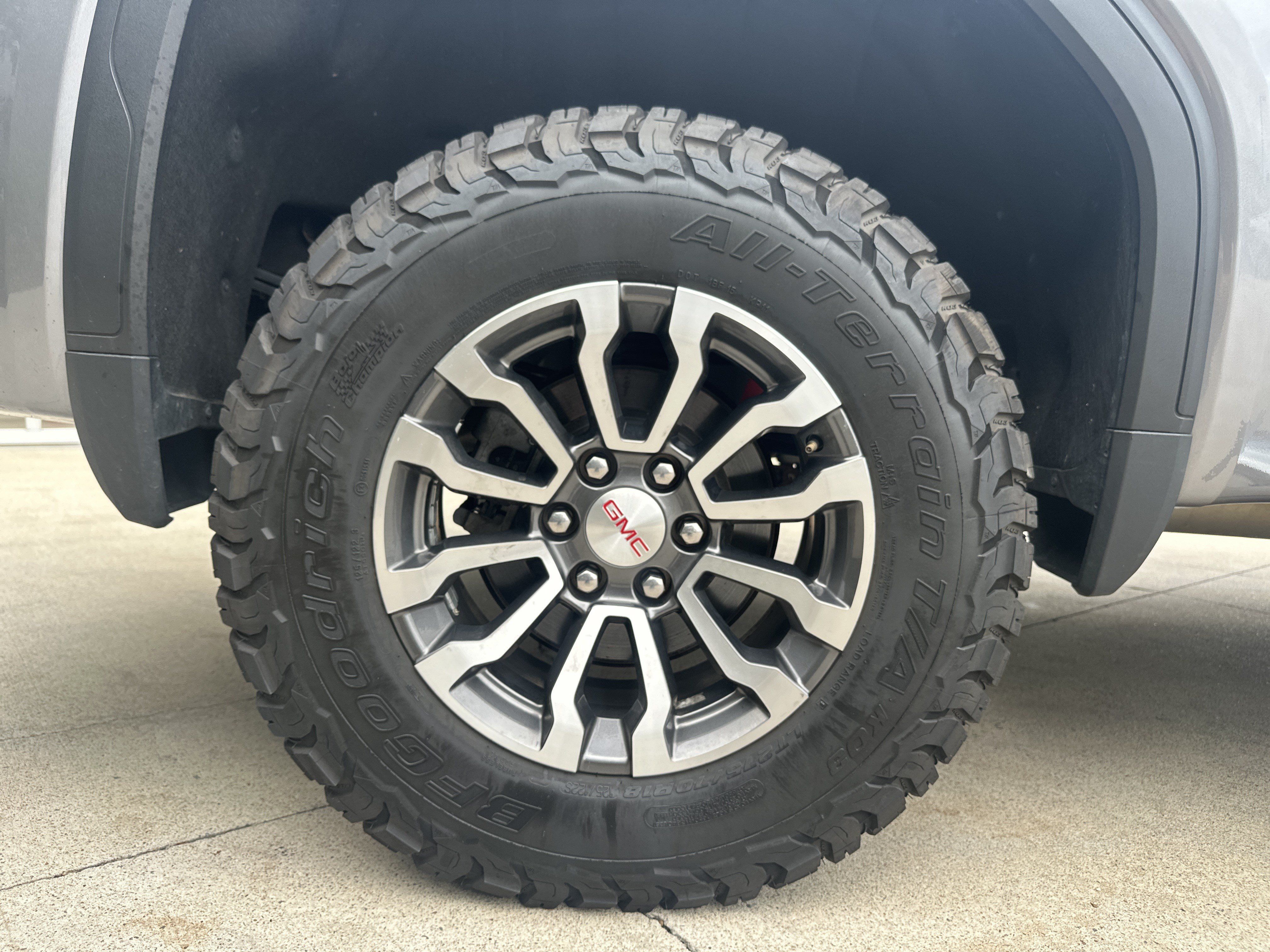 Used 2021 GMC Sierra 1500 AT4 w/ AT4 Preferred Package AWD/4WD image 36