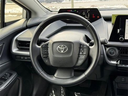 Used 2024 Toyota Prius Limited image 12