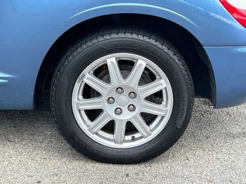 Used 2007 Chrysler PT Cruiser Convertible w/ Spring Special Group image 9