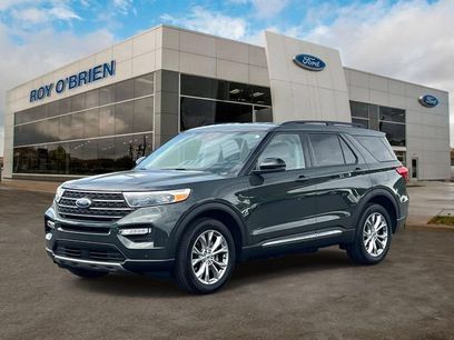 Certified 2024 Ford Explorer XLT w/ Equipment Group 202A
