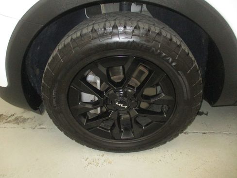 Used 2024 Kia Telluride SX Prestige X-Pro AWD/4WD image 4