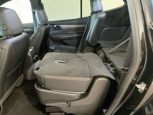 Certified 2026 Buick Enclave Sport Touring FWD image 14