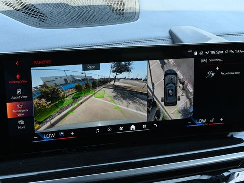 Certified 2024 BMW X5 xDrive40i w/ M Sport Package image 17