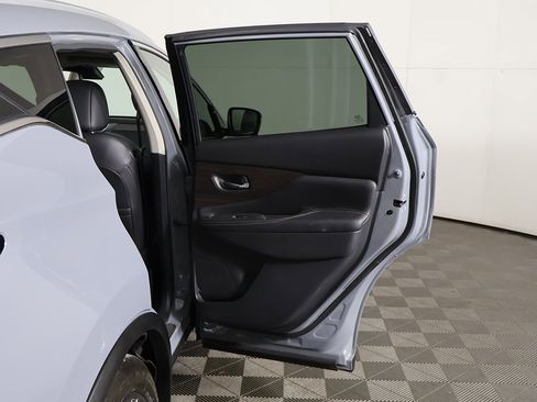 Used 2023 Nissan Murano Platinum w/ Cargo Package image 25