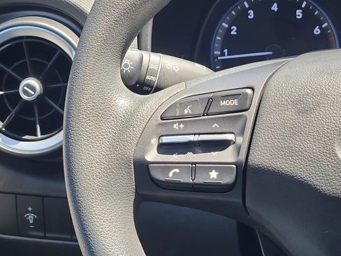 Certified 2023 Hyundai Kona SEL AWD/4WD image 15