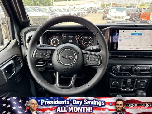 New 2025 Jeep Gladiator Sport image 17