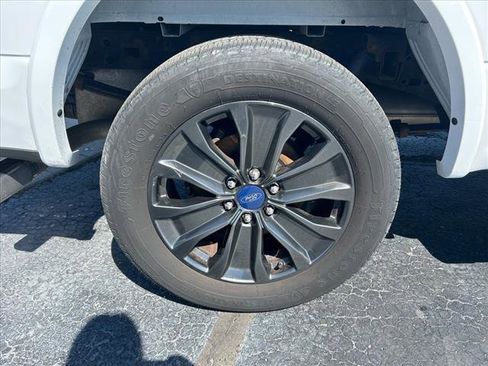 Used 2018 Ford F150 XLT w/ Equipment Group 302A Luxury image 4