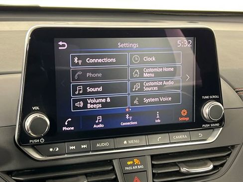 Used 2022 Nissan Altima 2.5 SR w/ Midnight Edition Package image 34