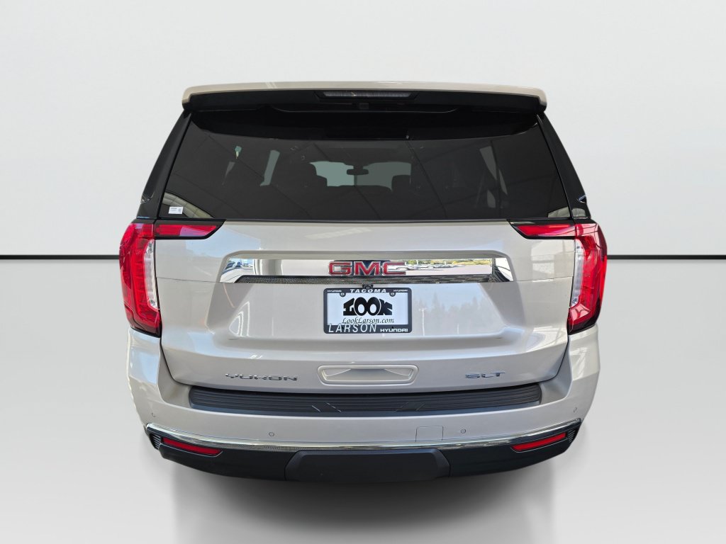 Used 2021 GMC Yukon XL SLT w/ SLT Premium Package AWD/4WD image 4