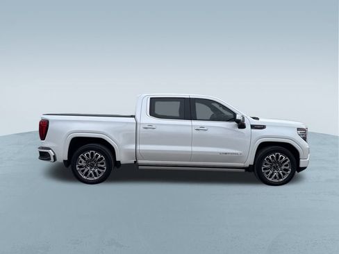 Used 2023 GMC Sierra 1500 Denali Ultimate image 9