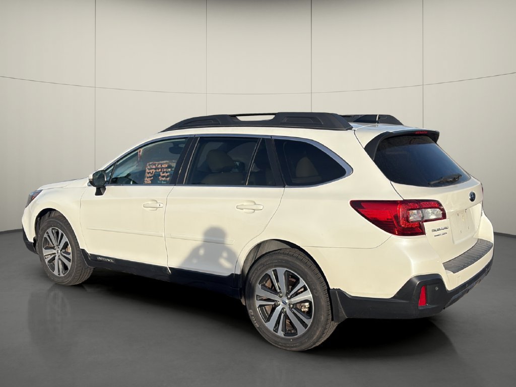 Used 2019 Subaru Outback 3.6R Limited AWD/4WD image 5