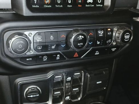Used 2023 Jeep Wrangler Unlimited Sport w/ Sun And Sound Package AWD/4WD image 20
