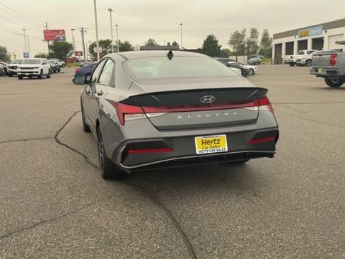 Used 2026 Hyundai Elantra Sport FWD image 7