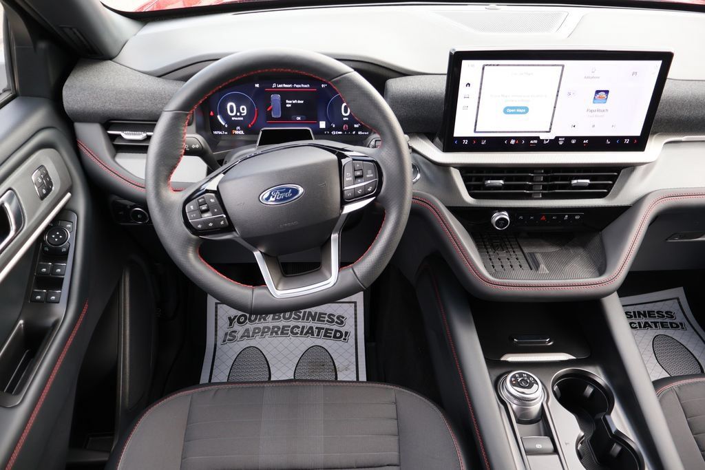 Used 2025 Ford Explorer ST-Line w/ Premium Package AWD/4WD image 6