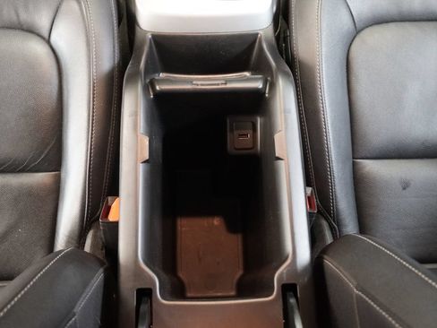 Certified 2015 Chevrolet Colorado LT w/ Luxury Package RWD image 9