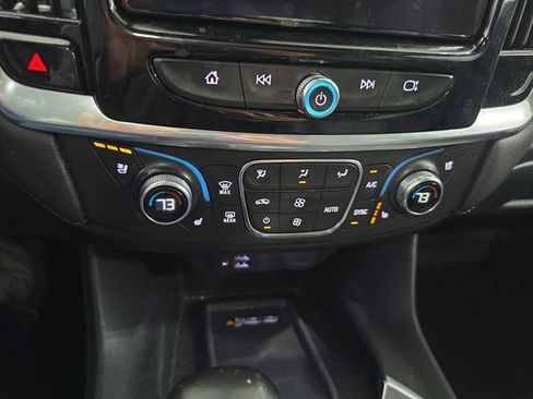 Used 2022 Chevrolet Traverse High Country AWD/4WD image 9