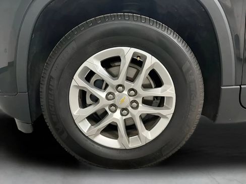 Used 2019 Chevrolet Traverse LS w/ LPO, Blackout Package FWD image 26