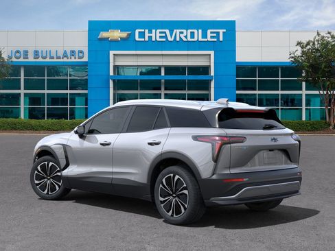 New 2025 Chevrolet Blazer EV LT image 39