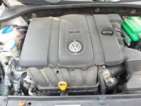 Used 2012 Volkswagen Passat 2.5 SE FWD image 26