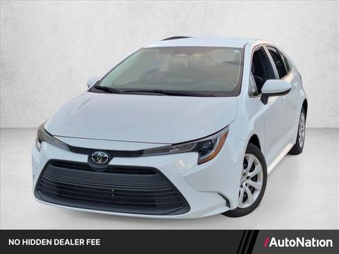 Used 2024 Toyota Corolla LE FWD image 1
