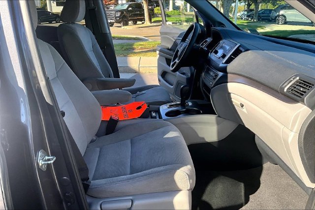 Used 2020 Honda Pilot LX image 7