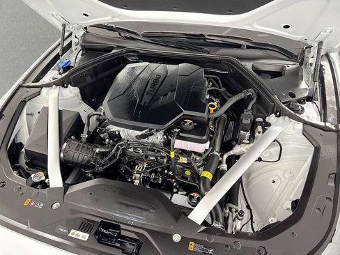 New 2025 Genesis G70 2.5T image 30