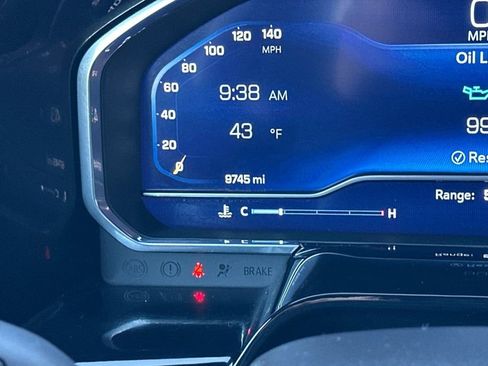 Used 2025 Chevrolet Silverado 1500 ZR2 w/ Technology Package image 25