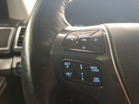 Used 2019 Ford Explorer Platinum AWD/4WD image 20