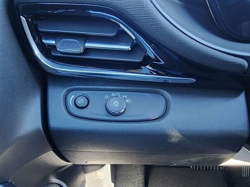 New 2026 Buick Envista Sport Touring w/ Convenience I Package image 18