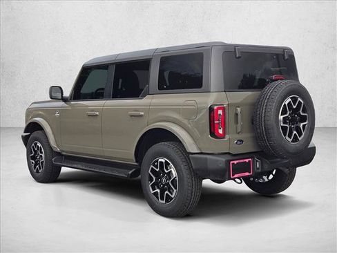 New 2025 Ford Bronco Outer Banks image 7