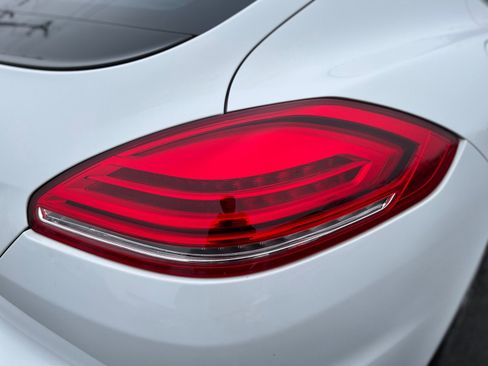 Used 2014 Porsche Panamera Turbo Executive image 5