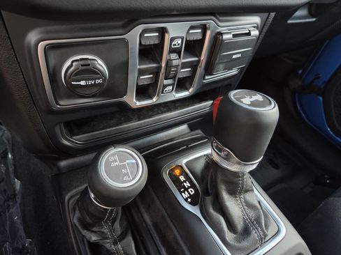 New 2026 Jeep Wrangler Sahara AWD/4WD image 12