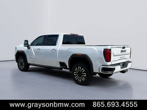 Used 2025 GMC Sierra 2500 Denali Ultimate AWD/4WD image 5