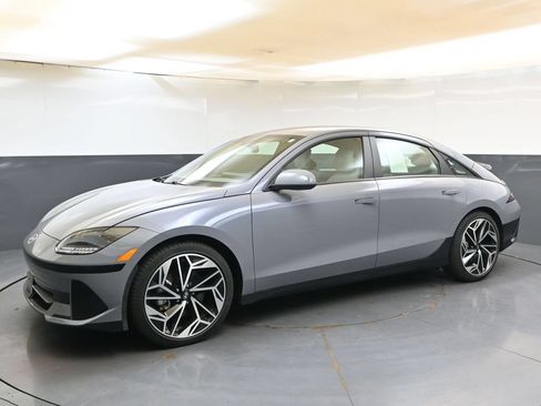 Certified 2024 Hyundai Ioniq 6 SEL AWD/4WD image 2