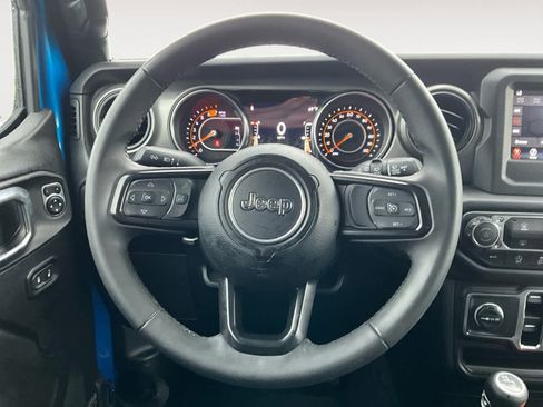 Used 2023 Jeep Wrangler Unlimited Sport AWD/4WD image 13