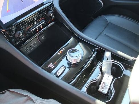 Used 2021 Jeep Grand Cherokee L Limited image 13