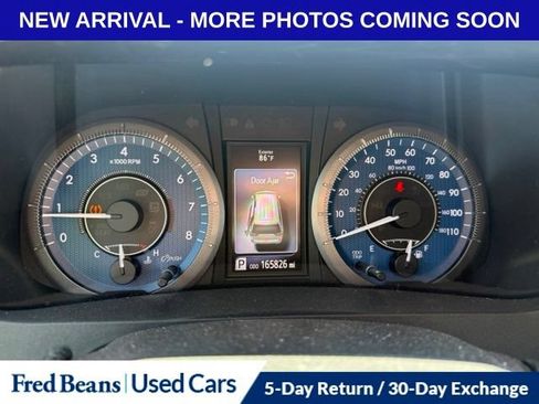 Used 2015 Toyota Sienna XLE Premium FWD image 14