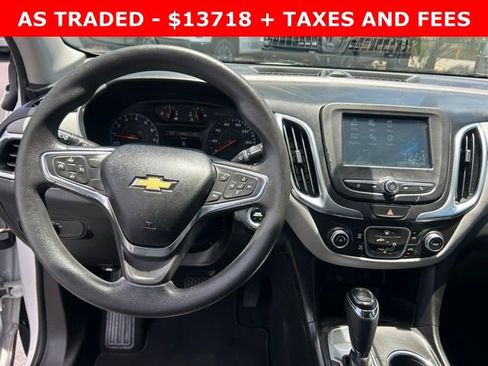 Used 2018 Chevrolet Equinox LS FWD image 17