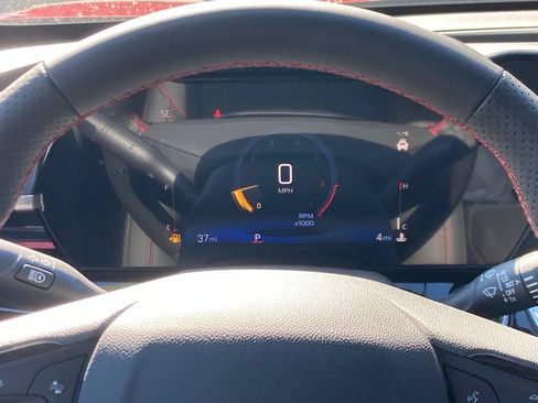 New 2026 Chevrolet Trax RS w/ Driver Confidence Package FWD image 15