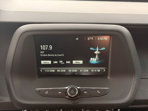 Used 2018 Chevrolet Camaro LT RWD image 21