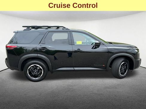 Used 2023 Nissan Pathfinder Rock Creek AWD/4WD image 11