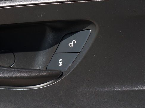Used 2020 Mercedes-Benz Sprinter 2500 image 23