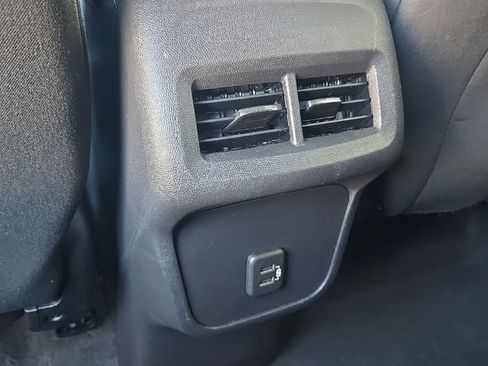 Certified 2024 Chevrolet Equinox LT FWD image 27