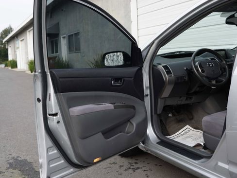 Used 2009 Toyota Prius HATCHBACK 4D image 36